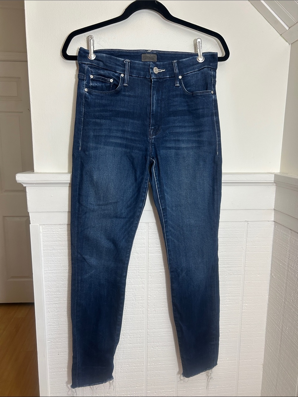MOTHER High Waisted Looker Ankle Fray Denim Jeans Dark Wash size 27